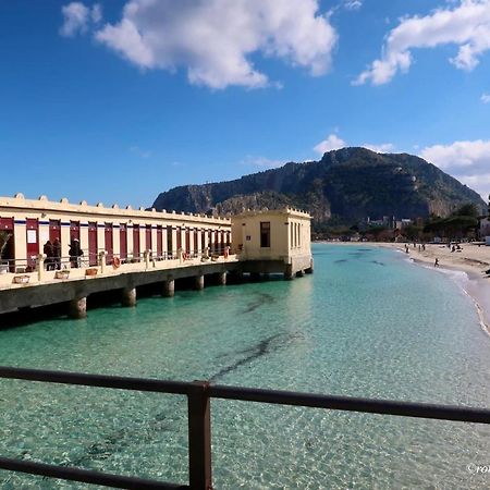 Mondello Villa Mare Eksteriør billede